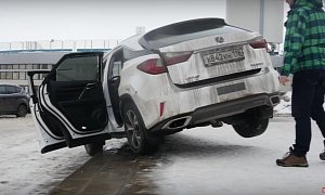 New Lexus RX 200t Struggles to Climb Stairs in Russian Test