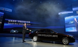 New Mercedes-Benz S-Class W222 is Finally Launched in China