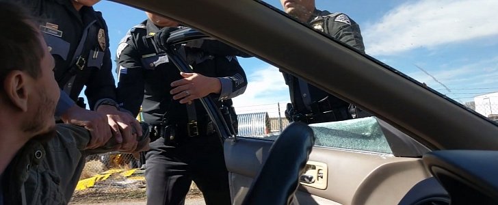 Video shows NM officers forcefully drag driver out of the car during traffic stop for minor violation