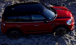 New MINI JCW Countryman Review Says It's Disappointingly Fat, Not That Exciting