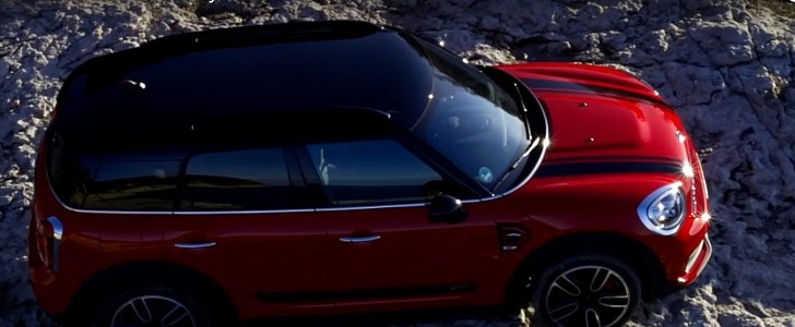 New MINI JCW Countryman Found to Be Disappointing in Early Review