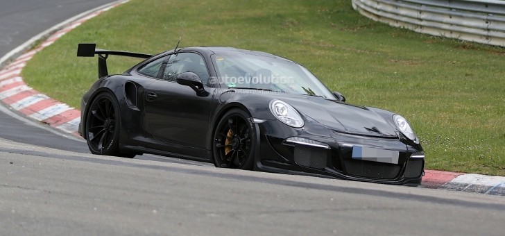 New Porsche 911 GT2 spyshots