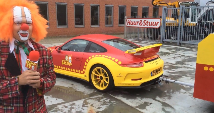 Porsche clown car