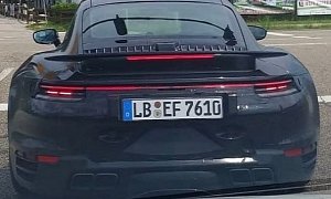 New Porsche 911 Turbo (992) Spotted in Traffic, Shows Wide Posterior