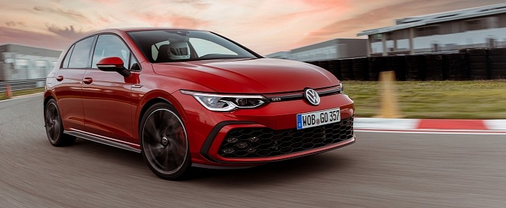 The 8th generation Golf GTI comes with a new running gear setup, compared to the previous Mk7