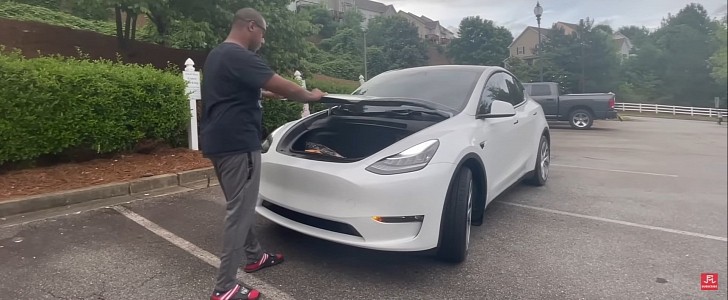 Just Frugal Me speaks about his experience with Tesla Model Y