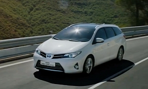 New Toyota Auris Touring Sports (Estate) First Commercial