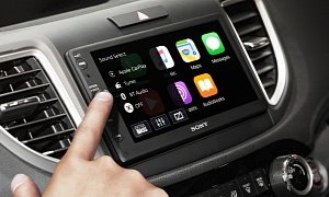 New Update, New Bugs: Apple CarPlay Becomes Laggy with All iPhone Models