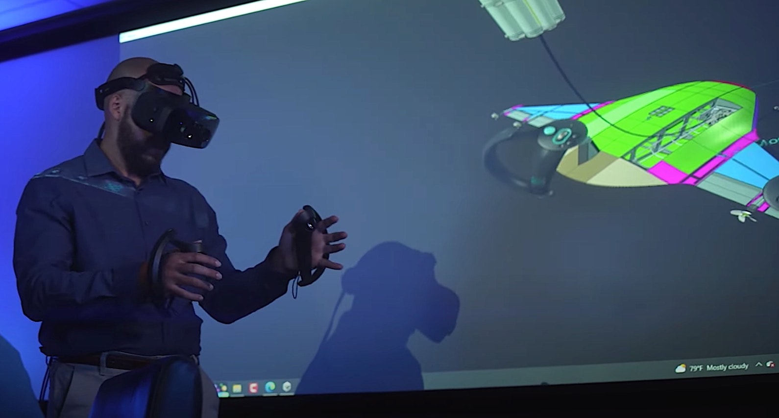 New Video Shows Military Manta Ray Drone, VR Plays a Role