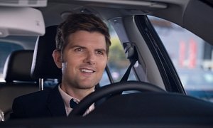 New Volkswagen Ad Has Actors Talking about a Party while Driving – Video