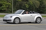 New VW Beetle Cabrio Spied with Top Down