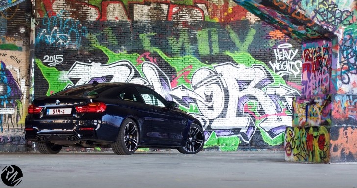 Azurite Black BMW M4
