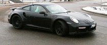 Spyshots: 2020 Porsche 911 Turbo Spied in Production Trim, Shows Fixed Rear Wing