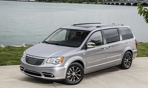 Next-Generation Chrysler Minivan at Least Two Years Away