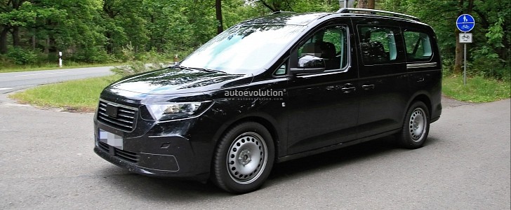 Next-Generation Ford Tourneo Connect Spied, Chassis Mule Features