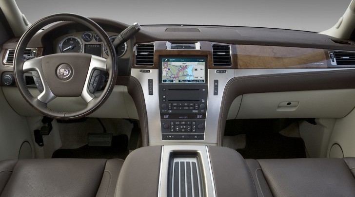 Cadillac Escalade Platinum interior