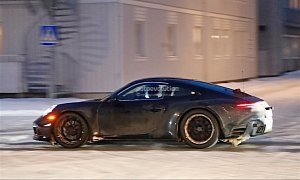 Next-Generation 2019 Porsche 911 Spied With Its Spoiler Down