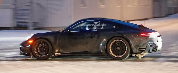 2018 Porsche 911 with spoiler down