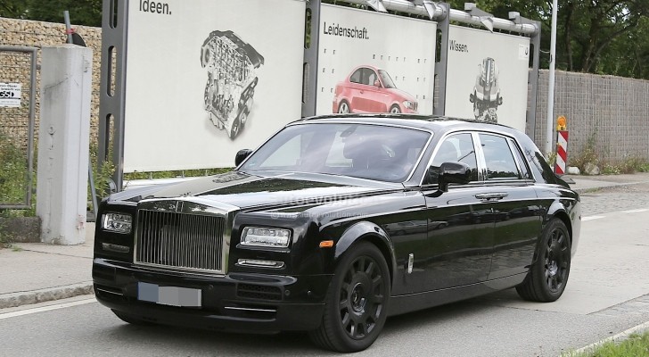 Next-Generation Rolls-Royce Phantom Spyshots