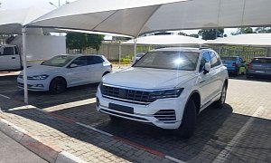 Next-Generation Volkswagen Touareg Spotted In South Africa With Arteon Face