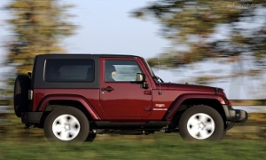 NHTSA Looking Into 220,000 Jeep Wranglers for Potential Airbag Issues