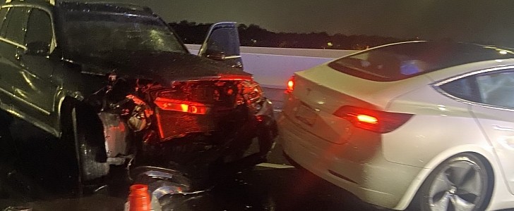 Tesla Model 3 on Autopilot Crashes Against FHP Patrol Car