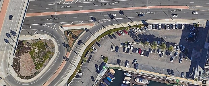 2022 Tesla Model S crashed and killed three people in this location: NHTSA will investigate it