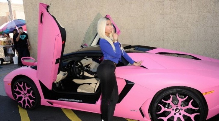 Nicki Minaj Reveals Pink Lamborghini Aventador