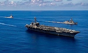 Nimitz-Class Aircraft Carrier Is One Huge Gas Station, Delivered 1M Gallons of Fuel
