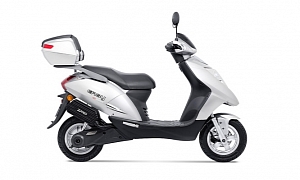 Nimoto Easy 2000, a New Electric Scooter under €2,000 ($2,600)