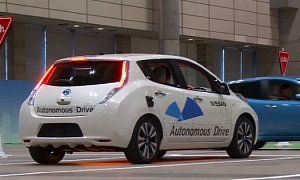 Nissan Demonstrates Autonomous Drive Vehicle in Japan