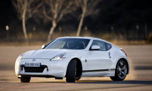 Nissan Gives the 2011 370Z an Update and Adds GT Edition