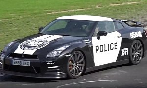 Nissan GT-R Fake Police Car Trolls Drivers on Nurburgring