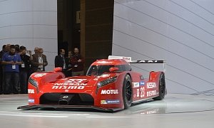 Nissan GT-R LM Nismo Sends 1,250 HP to the Front Wheels in Chicago