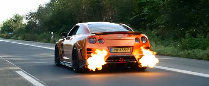 R35 Nissan GT-R Armytrix exhaust flames on Autobahn by AutoTopNL