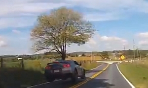 Nissan GT-R Spectacular Crash with Airborne Time