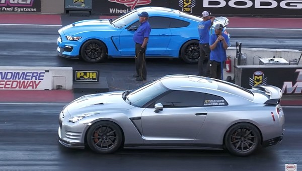 Nissan GT-R vs Shelby GT350 and Mustang GT on Wheels