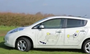 Nissan Leaf Gets Special Wrap Which Illustrates Its Simplicity