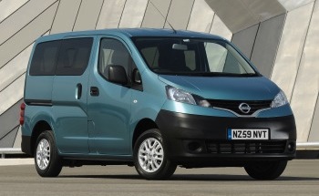 Nissan NV200 Combi Goes on Sale in the 