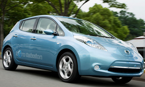 Nissan Plans to Lower Cost of Leaf's Battery Pack