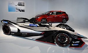 Nissan Shows Formula E Car, Ready for December Debut