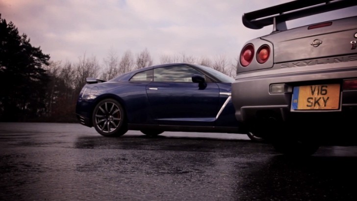 Nissan GT-R R34 & R35 Review