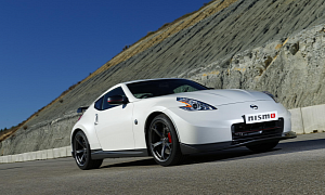 Nissan Unveils 2014 370Z Nismo at Chicago Auto Show <span>· Photo Gallery</span>