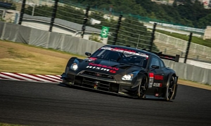 Nissan Unveils GT-R Nismo GT500 Race Car