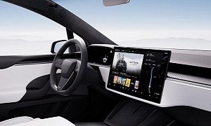 No Yoke-ing Around This Time! The Round Steering Wheel Is Back for Tesla Model S/X