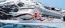Norwegian Sun Cruise Ship Hits Iceberg in Alaska, Heads Into the Shop for Repairs