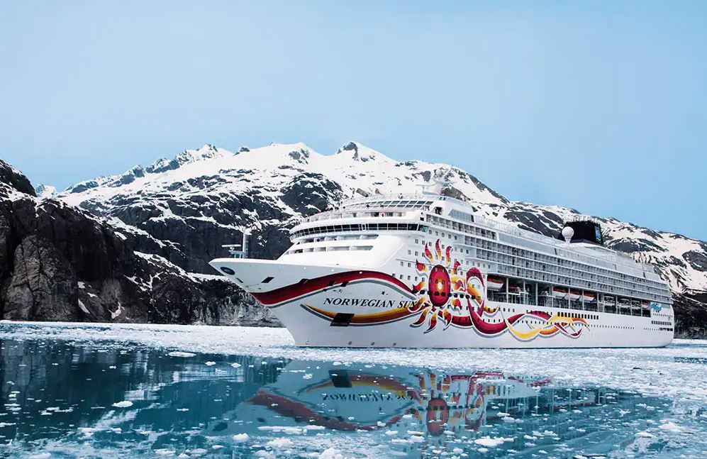 ncl cruise ship hits iceberg