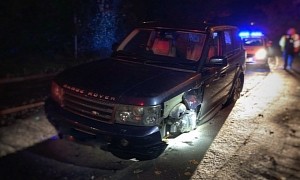 “Not Drunk” Driver Arrested for DUI After Losing a Wheel Off His Range Rover