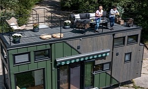 Not So Tiny, Still Mobile: Mobi Individual Peach Is a Tiny House With a Rooftop Terrace