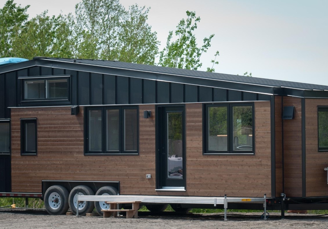 Noyer XL Is a Not So Tiny House That Features Two Bedrooms and a Spacious Kitchen